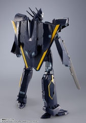 DX CHOGOKIN VF-17S Nightmare Stealth Valkyrie (Gamlin Kizaki Use)