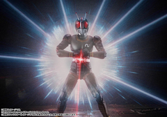 S.H.Figuarts (SHINKOCCHOU SEIHOU) Kamen Rider Black Kingstone Flash Edition (First Release Limited Display Stand Included)