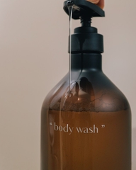 Sữa tắm hương nước hoa Hetras Hotel Therapy Body Wash 1031ml