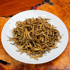 HỒNG TRÀ HOÀNG KIM NGÂN CHÂM (200gram)