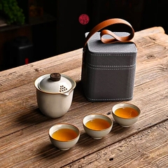QUÀ TẶNG BỘ ẤM TRÀ DU LỊCH HÌNH HỘP VẢI XÁM GỌN NHẸ