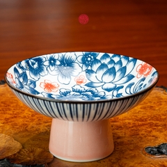 CHÉN SỨ VẼ TAY ĐỰNG HOA QUẢ (Hoa Sen)