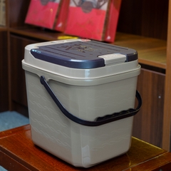 THÙNG CHỨA BÃ VÀ NƯỚC TRÀ