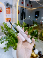 CHUỐT MI CONG VÀ DÀY COLORKEY VOLUMIZING & CURLING MASCARA