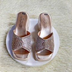 Dép nữ trung niên đế xuồng quai bản đính đá cao cấp, đế cao 7cm êm nhẹ, chống trượt-T25