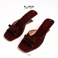 Dép nữ trung niên quai bản ngang đính kèm nơ xinh, dép đế xuồng sơn,gót cao 5cm đi êm và nhẹ-T37
