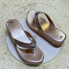Dép nữ trung niên đế xuồng quai kẹp, đính xoàn đá, đế cao 5 cm êm nhẹ không trơn trượt-T20