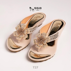 Dép nữ trung niên,quai kẹp bông đá xinh, gót xuồng cao 3cm duyên dáng êm chân-T27