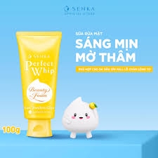Sữa rửa mặt Senka Vit C Trắng sáng mướt mịn 100g x 36 tuýp ( VÀNG )