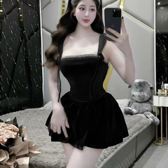 Đầm Nhung 2S Cổ Vuông Dáng Ngắn Xoè Đính Dây Đá Lấp Lánh Chất Liệu Nhung Sang Trọng Phù Hợp Mùa Giáng Sinh