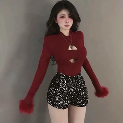 Sét đồ nữ hotrend áo thun ôm body khoét ngục tay dài phối lông mix quần short kim sa thời trang hiện đại