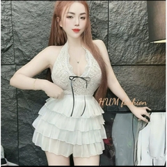 Set bộ nữ áo ren yếm chân tơ nhiều tầng sang chảnh humfashion
