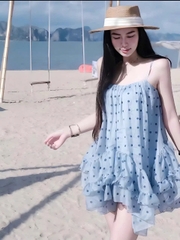 Sét đồ nữ hotrend váy ngắn 2 dây bèo lai kèm quần short bảo hộ chất liệu tơ hoạ tiết xinh phù hợp xu hướng hiện đại