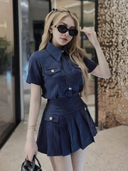 sét bộ nữ hotrend áo sơ mi có nắp túi đính cúc ngọc kèm cà vạt & chân váy xếp li