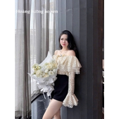 Set áo ren kem trễ vai bánh bèo đính nơ phối quần short ngắn sang chảnh
