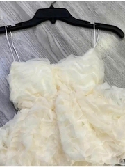 Áo nữ hotrend kiểu dáng baby 2 dây chất liệu ren gợn sóng bồng bềnh thiết kế nữ tính trẻ trung có mút nâng đỡ tự nhiên