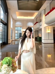 Set bộ tiểu thư sang chảnh, áo tay lửng khoét cổ phối chân váy đi tiệc đi biển