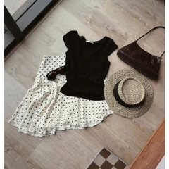Set áo kèm chân váy lụa chéo chấm bi, set bộ áo cổ V ôm body kèm chân váy chấm bi dáng lửng Hum Fashion