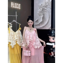 Váy đi biển hoạ tiết hoa nổi chất tơ lụa, váy đi biển bồng bềnh phong cách tiểu thư