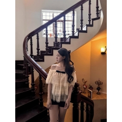 Áo ren trễ vai kèm nơ, áo kiểu ren tầng trễ vai bèo tiểu thư Hum Fashion