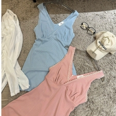 Set Váy 2 dây nữ cổ phối ren màu pastel mix áo cardigan mỏng nhẹ nữ tính Mochi Trend