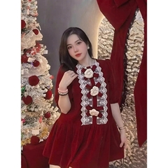 Set áo ren kem trễ vai bánh bèo đính nơ phối quần short ngắn sang chảnh