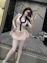 Đầm Yếm Tơ Chấm Bi Xếp Li Eo Dáng Xoè Dây Peplum Kèm Quần Bảo Hộ Chất Liệu Tơ Nến Mềm Mại Thoải Mái
