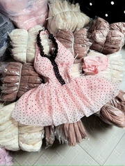 Đầm Yếm Tơ Chấm Bi Xếp Li Eo Dáng Xoè Dây Peplum Kèm Quần Bảo Hộ Chất Liệu Tơ Nến Mềm Mại Thoải Mái