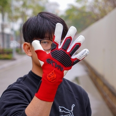 Găng thủ môn GKVN Mệnh siêu dính chính hãng, Găng bắt bóng mút Contact Đức chất lượng cao độ bền vượt trội