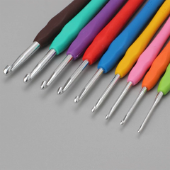 Bộ kim móc cán dẻo nhiều màu 9 cây (2mm-6mm) (26001)