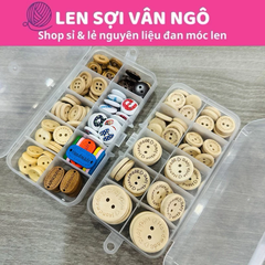 Hộp 70 cái nút gỗ (size 1.5cm, 2.0cm, 2.5cm)