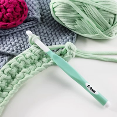 Bộ 4 kim móc nhựa ABS size lớn (8/10/12/15mm) (26004)