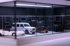 Mô hình Diorama 1:64 Showroom Xe Có Đèn LED - Trưng Bày Sang Trọng GRE911LED-23