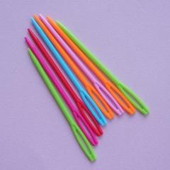 Kim Khâu Nhựa (set 5 cái) - Phù Hợp Len Sợi Vừa-To