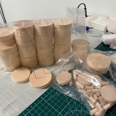 Đế Gỗ Cắm Búp Bê, thú bông, đế trưng bày đồ handmade