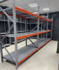 Kệ trung tải 3 tầng C200 X D150 X R60