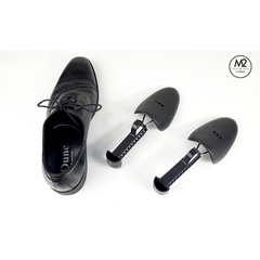Bộ 2 Cây Giữ Form Giày Shoe Tree Nhựa Tùy Chỉnh Size - Giữ Phom Giày Như Mới - Không Lo Bẹp, Nhăn Nứt