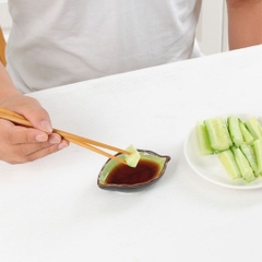 Chén Đựng Nước Chấm Hình Chiếc Lá Bằng Gốm Ceramic Cao Cấp, Dùng Để Đồ Ăn Kèm Gia Vị, Sự Tinh Tế Cho Bàn Ăn Hiện Đại