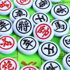 Cờ Tướng Cao Cấp Giả Ngọc Trắng Xanh Nhựa Melamin Nguyên Khối Kèm Bàn Cờ Da PU Size 38-48mm