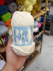 Len nhung Susan's Family, len bông sữa sợi 3mm cuộn 50g