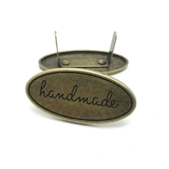 Mác handmade Oval  trang trí túi xách ( 1 cái)