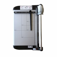 Bàn cắt giấy KW-TriO 13018 A4 con lăn