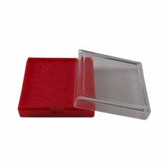 Hộp nhựa đựng thẻ số 4 6x6cm đỏ nhung