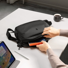 Túi đeo chéo Tomtoc Urbanex-B11 Shoulder Bag 11 inch Black – B11A1D1