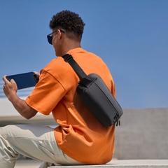 Túi Đeo Chéo TOMTOC Lightweight Codura Sling Bag T21S1D1 Black