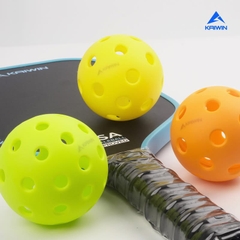 Hộp 3 bóng tập luyện Pickleball Kaiwin: PK26L Indoor
