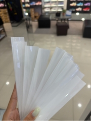 DÁN VIỀN VỢT TRONG