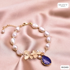 MV2493- Lắc tay ngọc trai trắng mix charm hoa lan bạc 925 mạ vàng 18k và đá tím