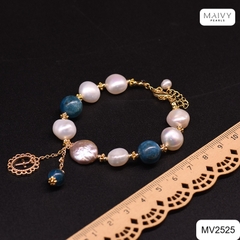 MV2525 - Lắc tay ngọc trai trắng mix đá xanh