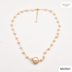 MV2521 - Dây chuyền ngọc trai trắng size 4-5mm nhấn viên to sz 10mm bọc viền dáng chocker